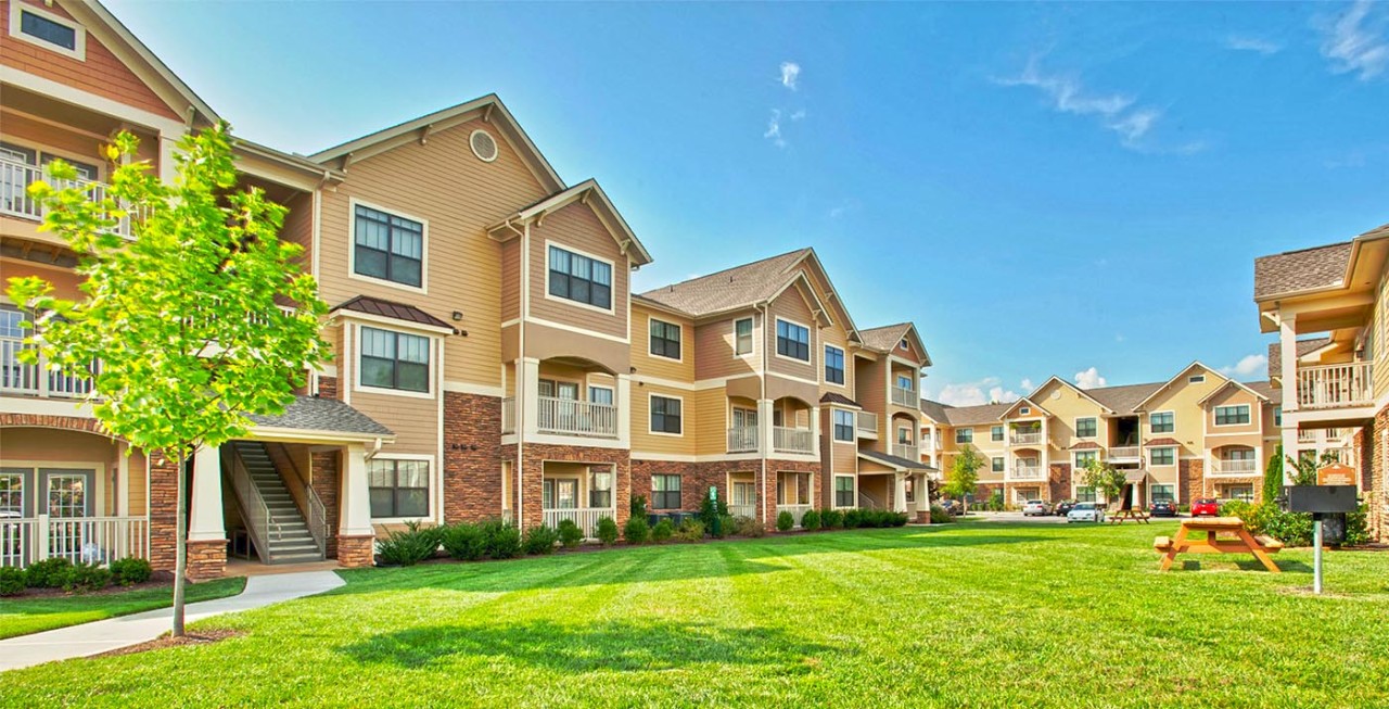The Right Investment Option: Single-Family or Multifamily Rentals